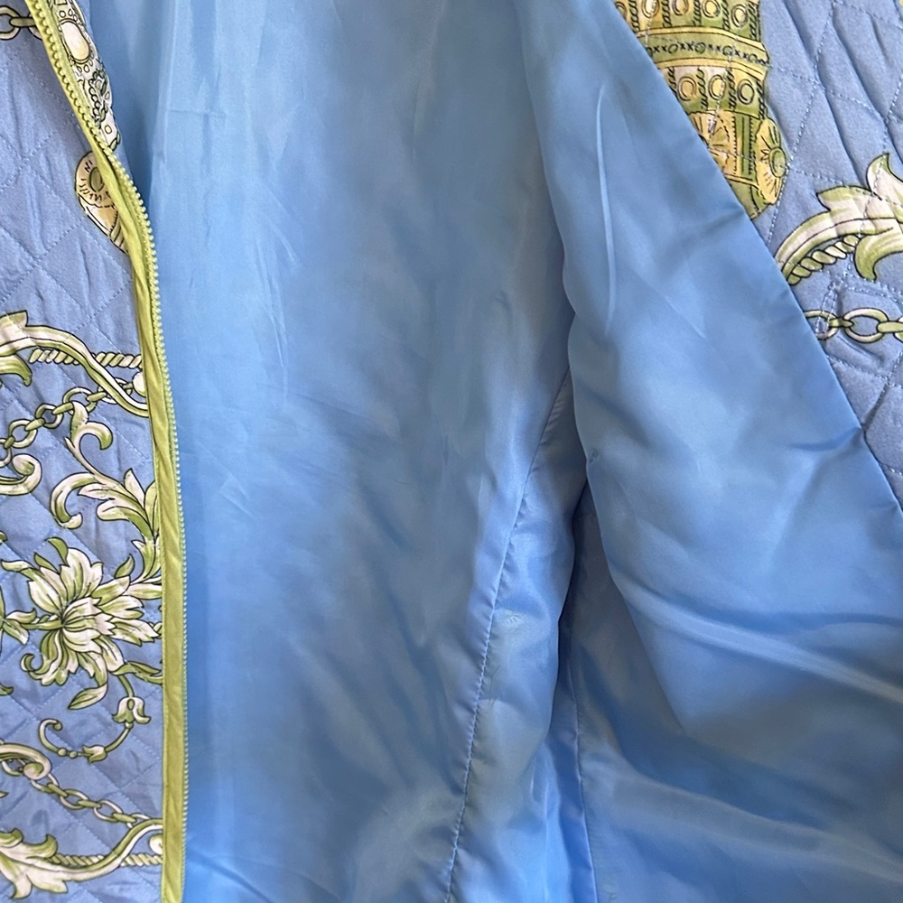 SilkLand Blue and Green Quilted Jacket - Picture 5 of 5